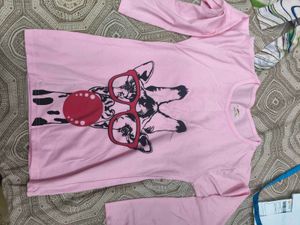 Cute Giraffe Graphic Pink T-Shirt for 8-9 years