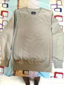 A GREY FULL SWEAT SHIRT SIZE-S