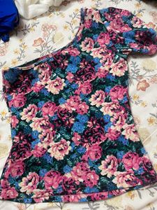 Floral One-Shoulder Top