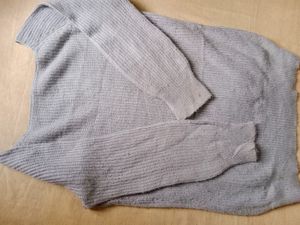 women’s  Grey Knit Sweater