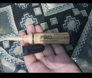 PRO.conceal HD Concealer