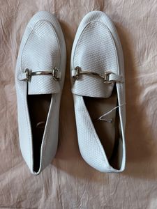 H&amp;M Off White Shoes