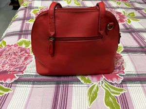 CAPRESE Red Sling Bag With Detachable Strap