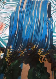 Stunning Blue &amp; Gold Print V-Neck Dress