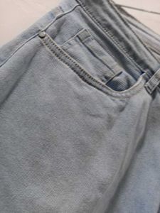Light Wash Mom Jeans