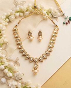 Elegant Pearl & Crystal Necklace Set