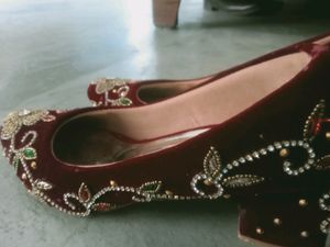 Sandal