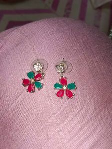 Elegant Red &amp; Green Stone Necklace Set