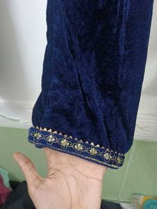 Elegant Navy Velvet Kurta Set with Embellishments