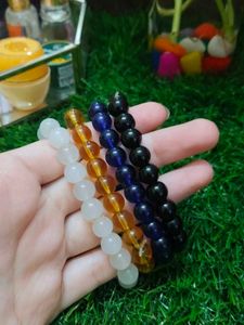 4 Beaded bracelet