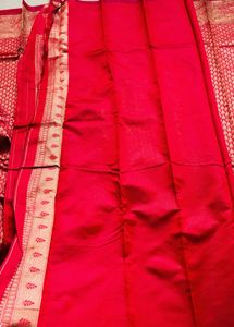 New South indian saree with Blouse piece