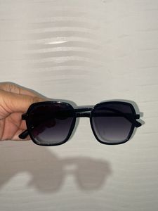 Stylish Black Hexagonal Sunglasses