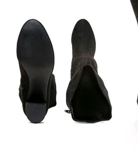 Knee-Length Heeled Boots