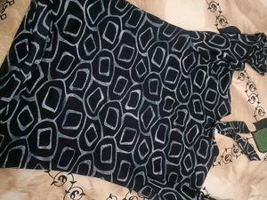 New Without Tag Stylish Tunic/ Top In Xl Size