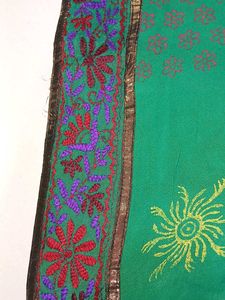 Vibrant Green Embroidered Ethnic Dupatta😍💚