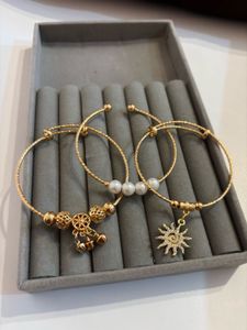 Elegant Gold Bangle Bracelet