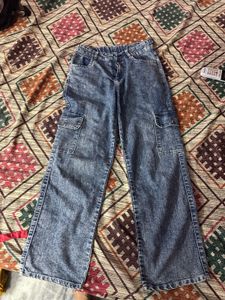 Stylish Acid Wash Cargo Jeans