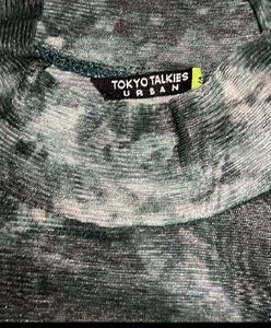 Green Abstract Print Mesh Top
