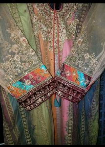 Pakistani Hania Amir Suit