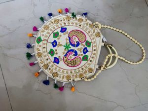 Peacock Round Shaped Wallet