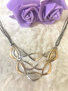 Stylish Silver Western Necklace
