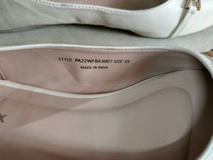 Max Cream Ballerinas (38.5/39 Size)