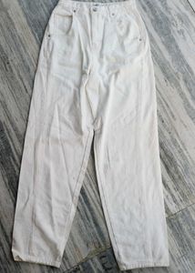 denim jeans off white colour