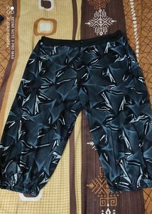 8 Pieces Woman And Girl's Capri ❤