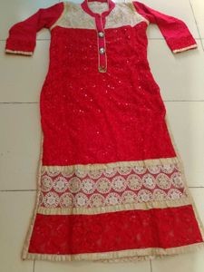 Elegant Red Embroidered Kurta