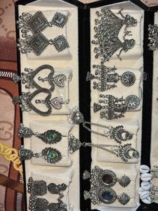 velvet earring box