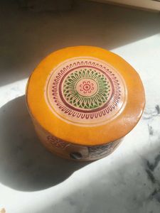 Handcrafted Round jwellery Box