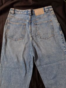 Light Wash Mom Jeans