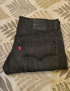 Levi's Dark Wash Jeans