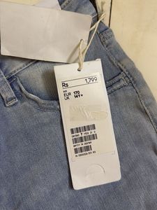 Light Wash Skinny Denim Jeans