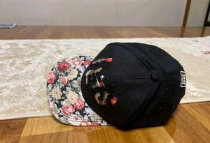 ✨💯 ORIGINAL IMPORTED FLORAL PRINT CAP ✨💯