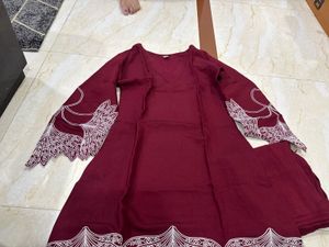 Maroon Kurta Set with White Embroidery