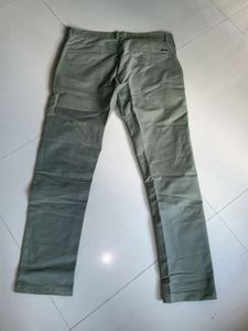 Men's Khaki Chino Pants