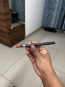 SUGAR Lip Liner +  waterproof eyeline