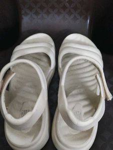 Comfortable White Flat Sandals