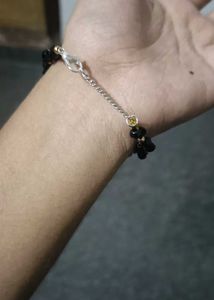 Elegant Black Beaded Bracelet