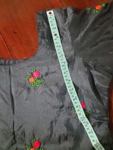 Embroidered black churidhar top