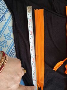 Lot of 10 Orange Zippers
