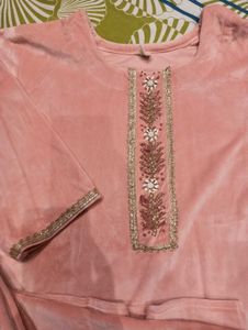 woolen Peach Velvet Kurta Set