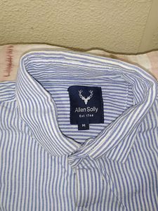 Lite Blue Checks
