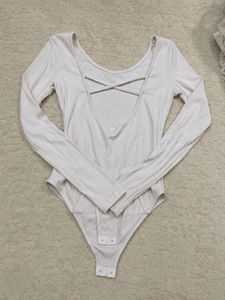 White Ribbed Backless Cross Strap Bodysuit 🤍
