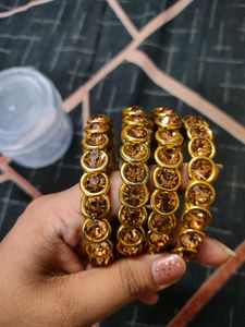 Set Of 4 Kade