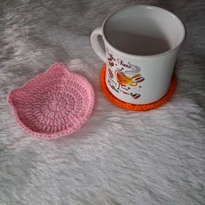 2 Cups and Handmade Crochet Cat Coasters Set