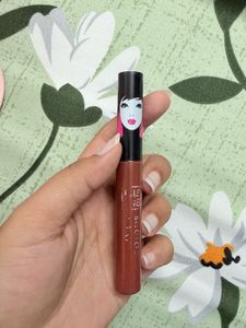 Brand New Liquid Lipstick - Earth Tone