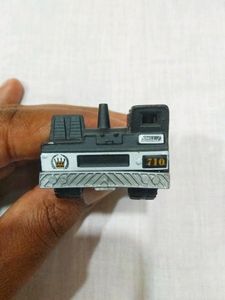 Vintage Collectible 1989 Matchbox Dump Truck.