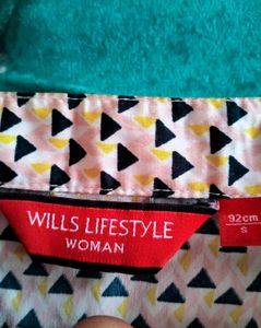 🪄🪄Stylish Branded Shirt🪄🪄